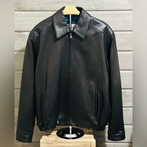 Mens - Wilson Pelle Studio - Black Leather Jacket size medium.